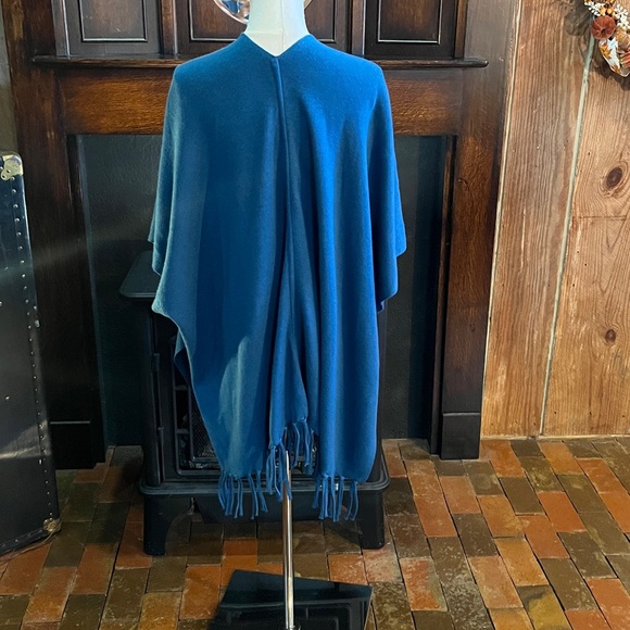 Blue Fringe Open Front Poncho with pockets - Picture 5 of 5